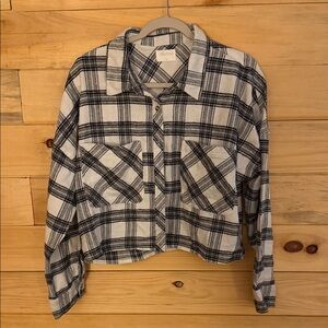 Women's Plaid Button Down Shirt - Black and White